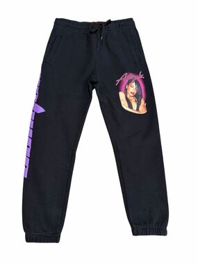 Shoe Palace X Aaliyah "Baby Girl" Embrace Jogger Sweatpants | Black | Medium